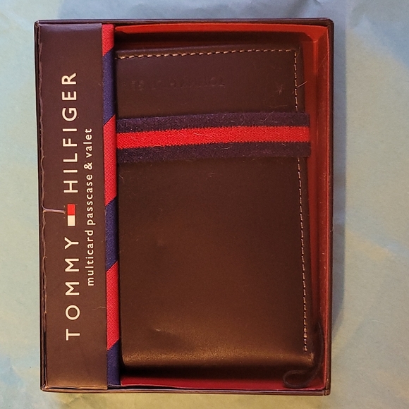 Tommy Hilfiger wallet - Picture 2 of 4